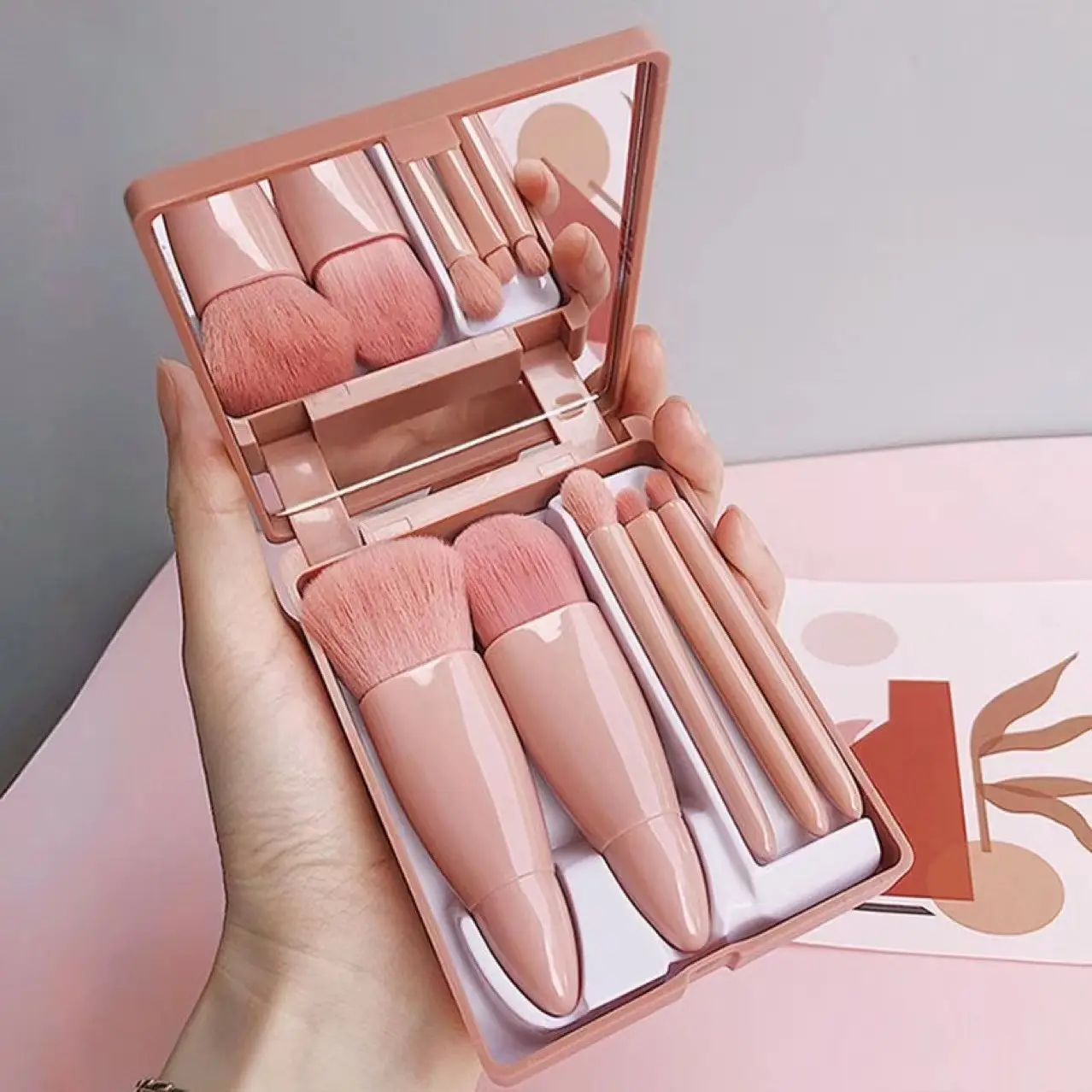 5-Piece Portable Makeup Brush Set with Mirror for Beginners - Image 2