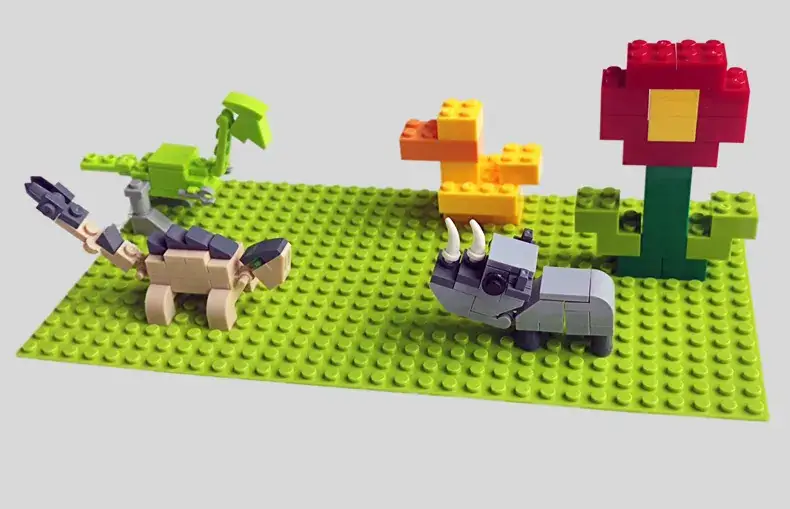Green ABS Building Blocks for Kids DIY Wall & Table — feature 30