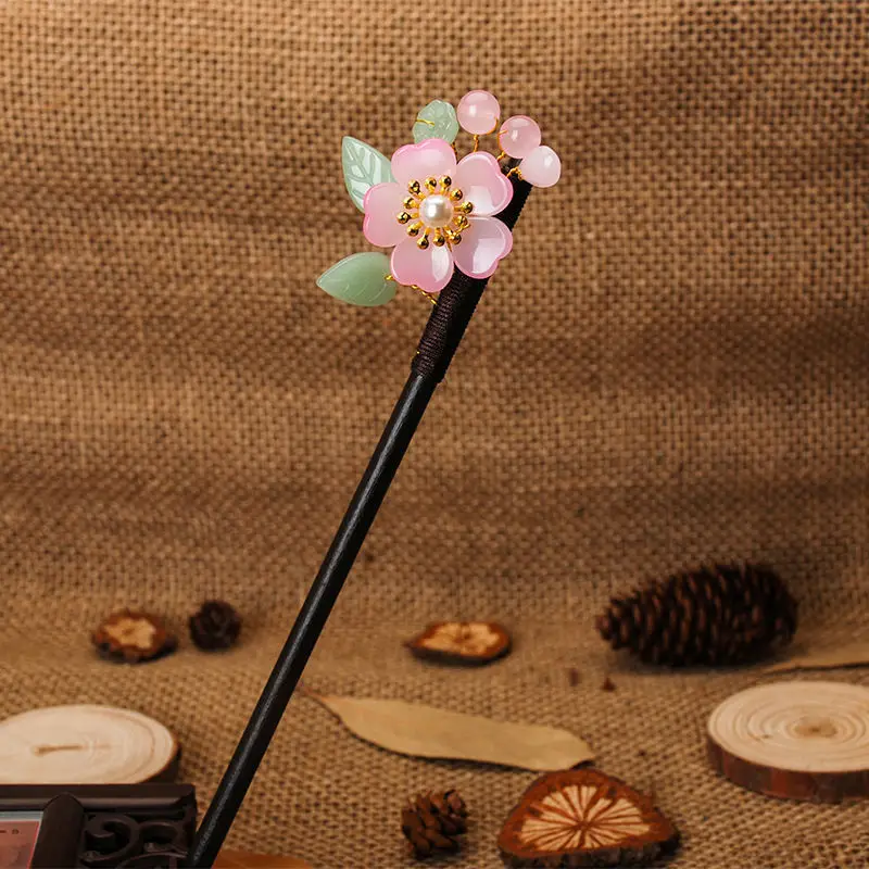 Chinese-style Cheongsam Hairpin with Tassel Ornament - Image 8