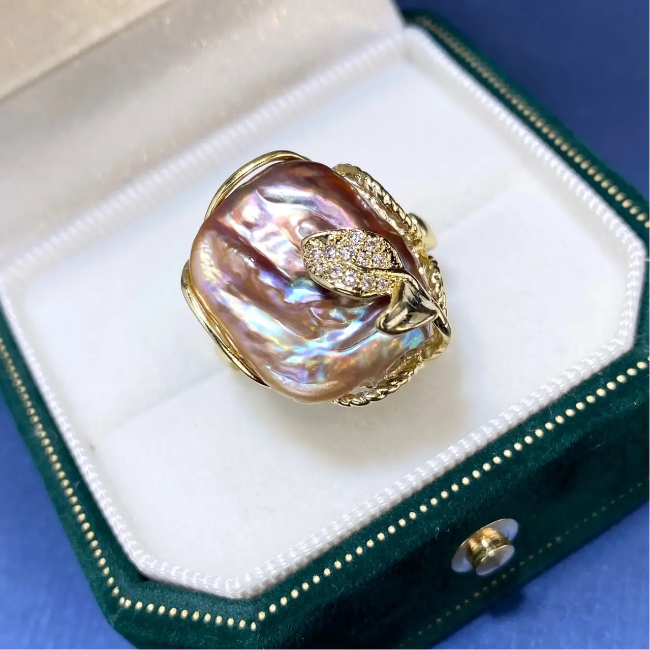 Natural Freshwater Pearl Ring with Colorful Baroque Design — feature 9