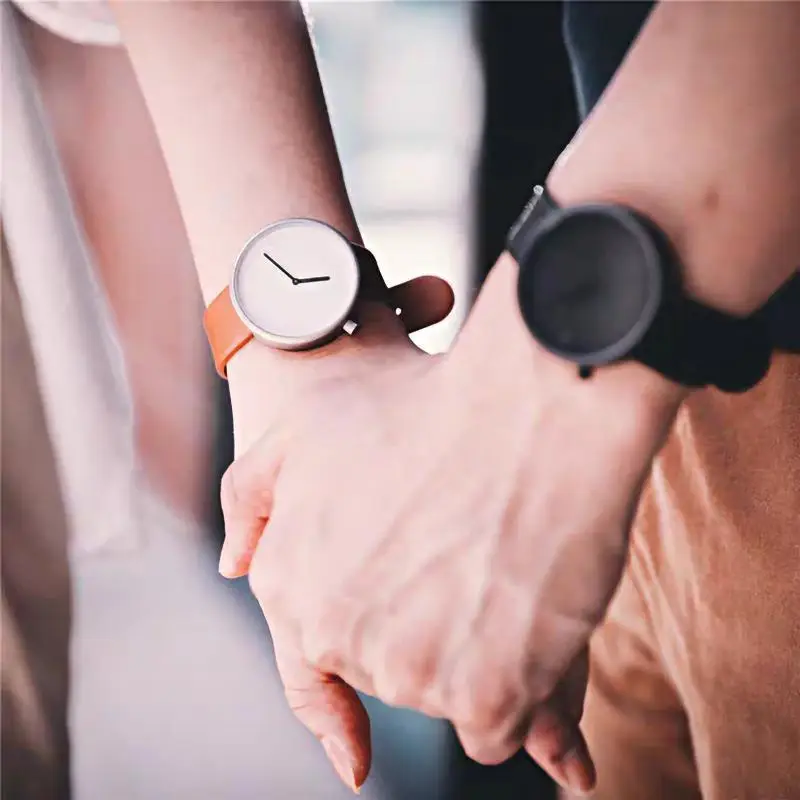 Tomi Black Leather Watch for Men Women Quartz Casual Fashion