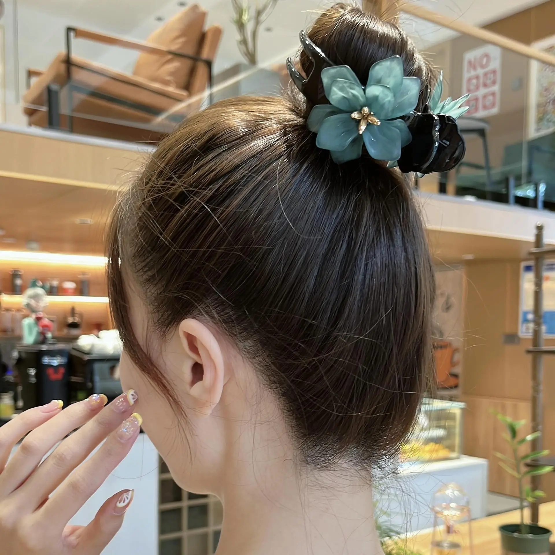 White Flower Hair Clip Korean Style Elegant - Image 5