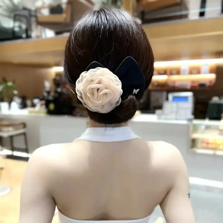 Soft Fabric Flower Hair Clip for Women — feature 12
