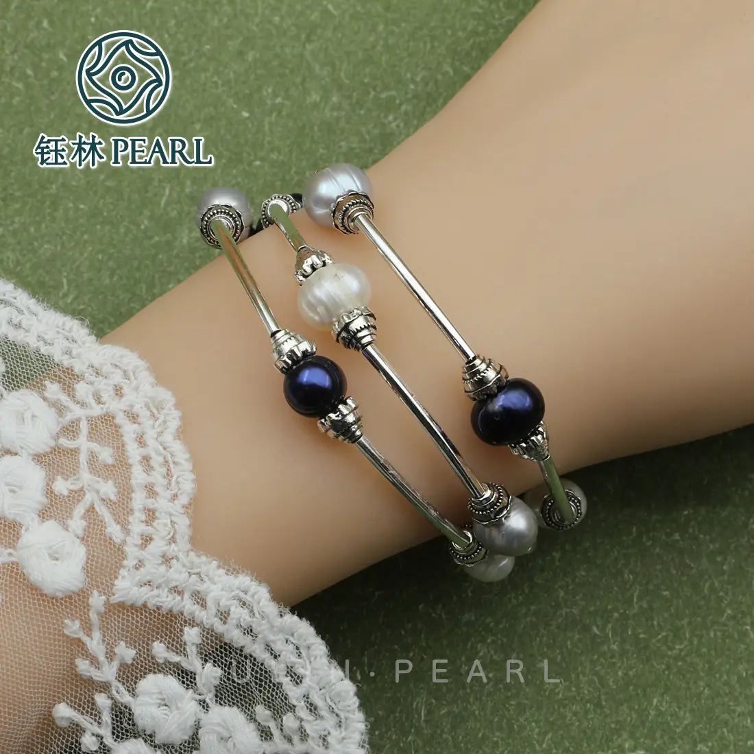 Women's Multi-Layer Pearl Baroque Bracelet Silver