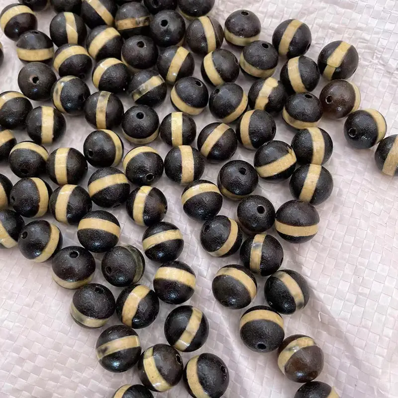 Antique Black Agate Tooth Loose Beads High Oil Coated - Image 4
