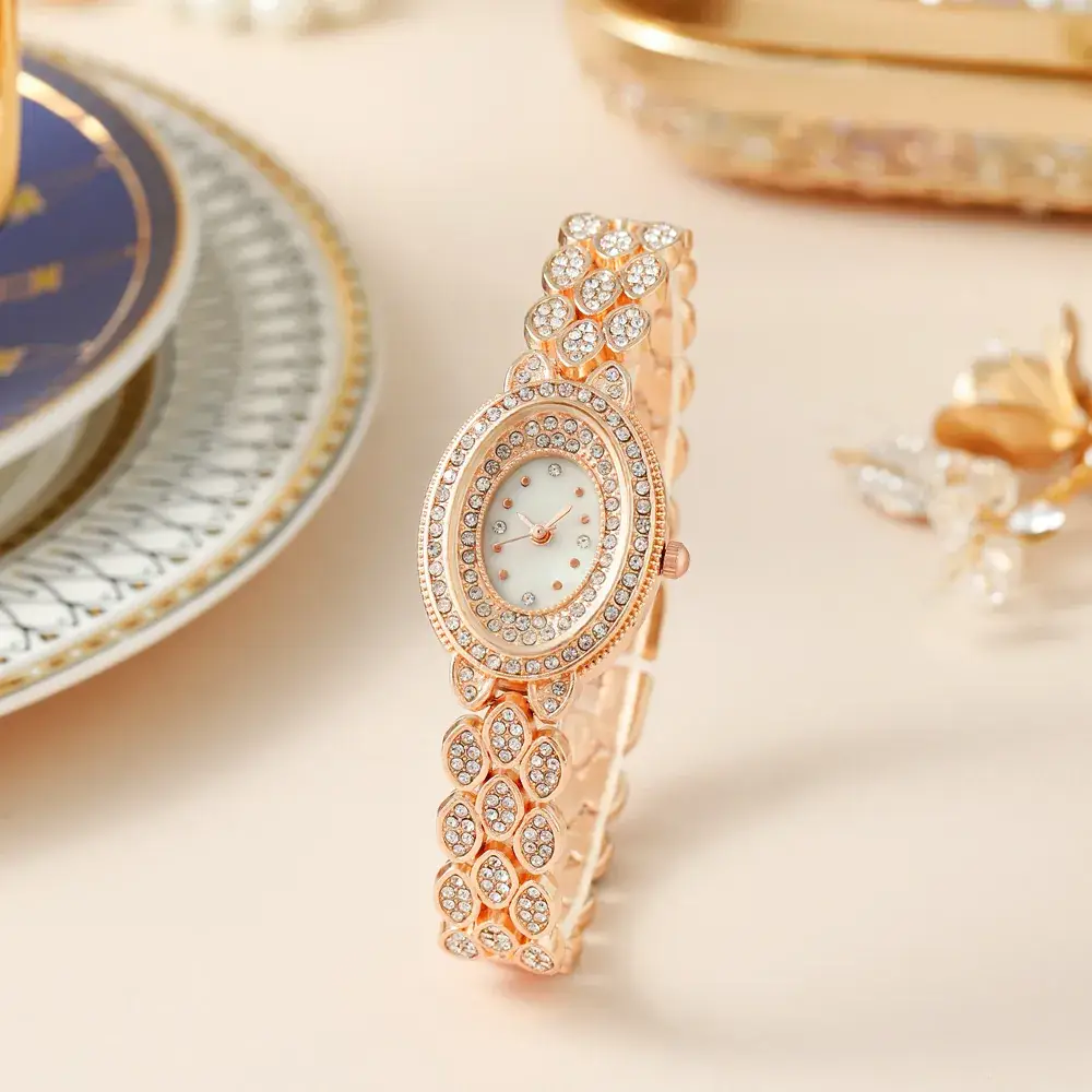 Luxury Rhinestone Women's Wristwatch with Heart Charm - Image 5