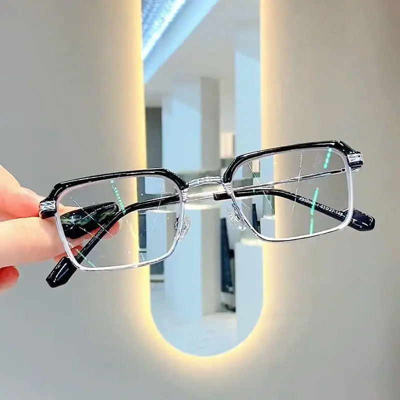 Pli handsome black silver frame