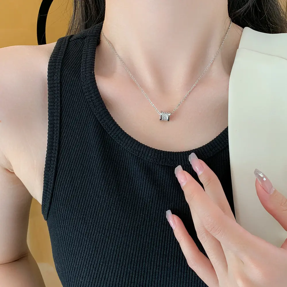 Korean Temperament Diamond Zircon Necklace for Women - Image 3