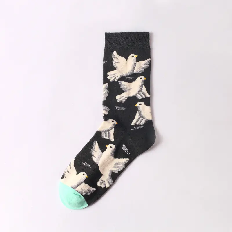 Socks men's autumn and winter stockings fancy women's socks black thick socks sports cotton socks Xinjiang cotton hip hop ins fashion socks