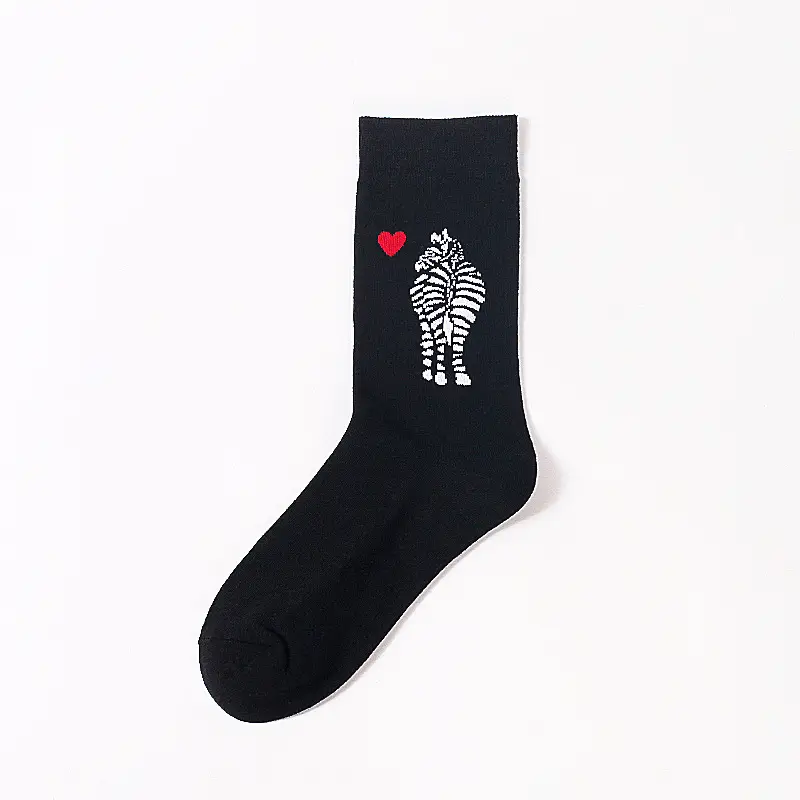 Socks men's autumn and winter stockings fancy women's socks black thick socks sports cotton socks Xinjiang cotton hip hop ins fashion socks