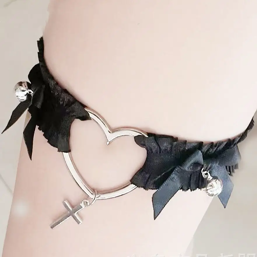 White Heart Collar with Lace & Cross Pendant