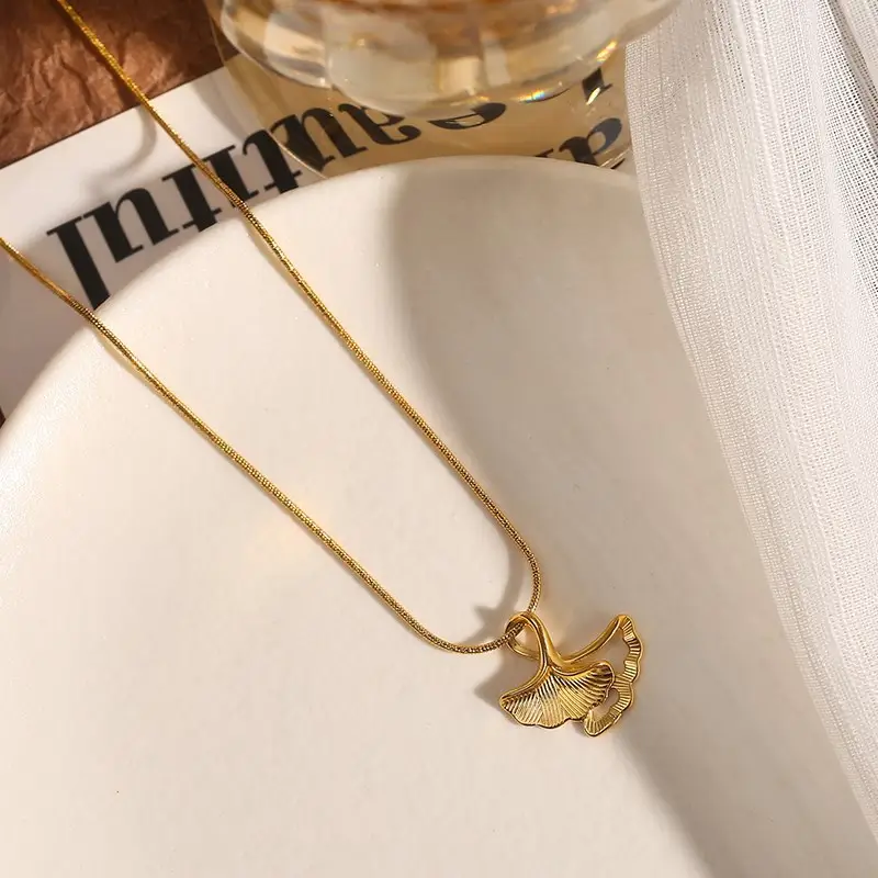 Sansheng Lucky Star Pendant Necklace 18K Gold Titanium - Image 3