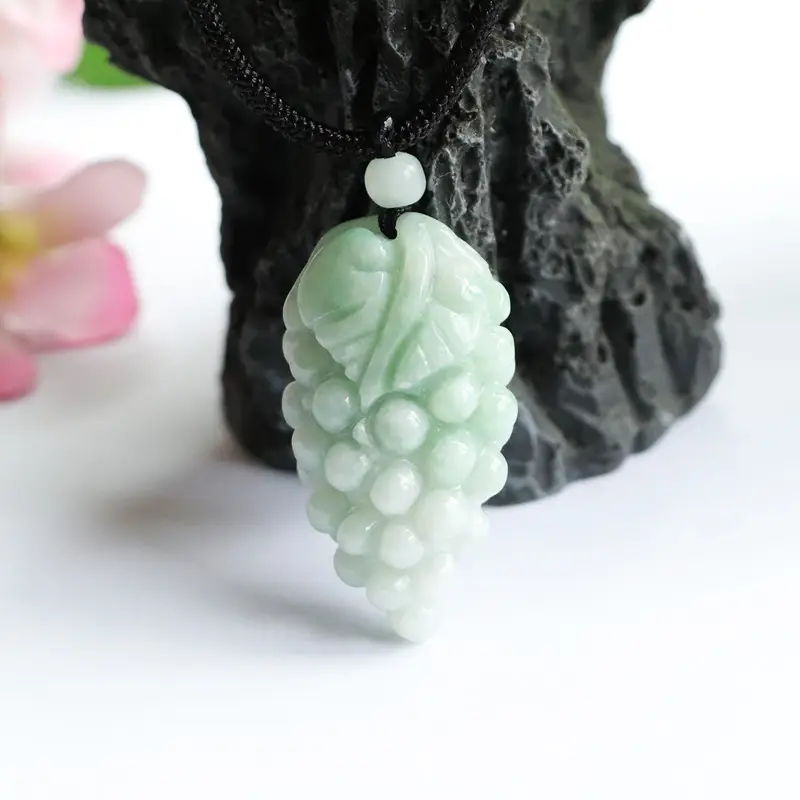 Grape Pendant Necklace Green Jade A-Grade Natural Gemstone — feature 9