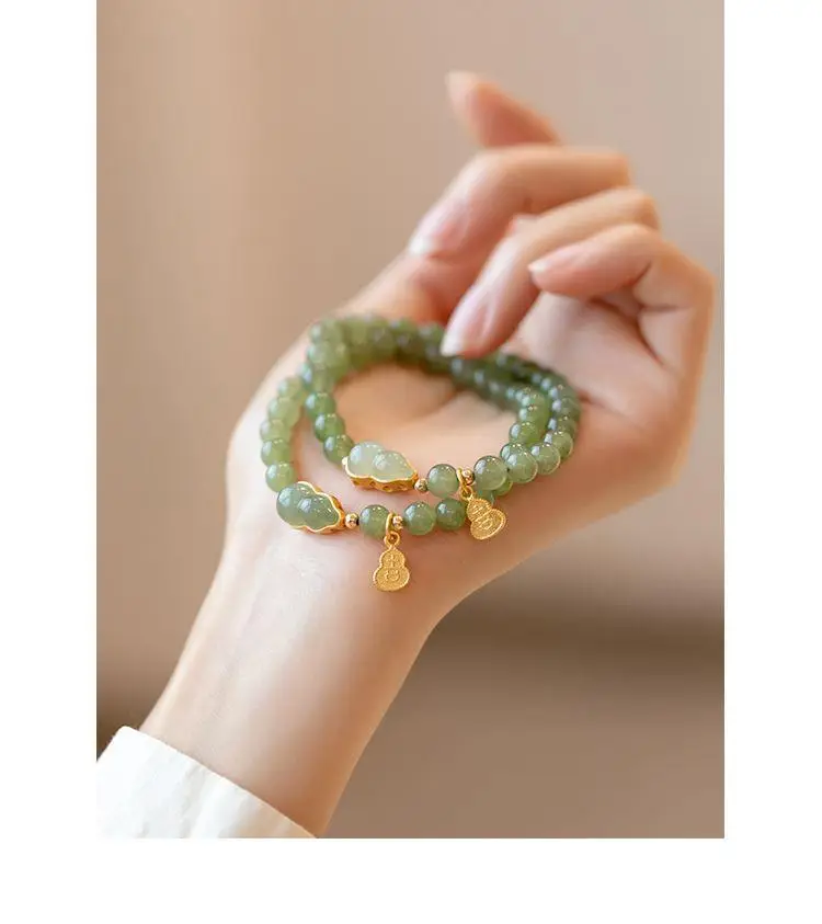 Green Jade Bracelet with Gold Plated Heart & Pearl Drop — feature 9