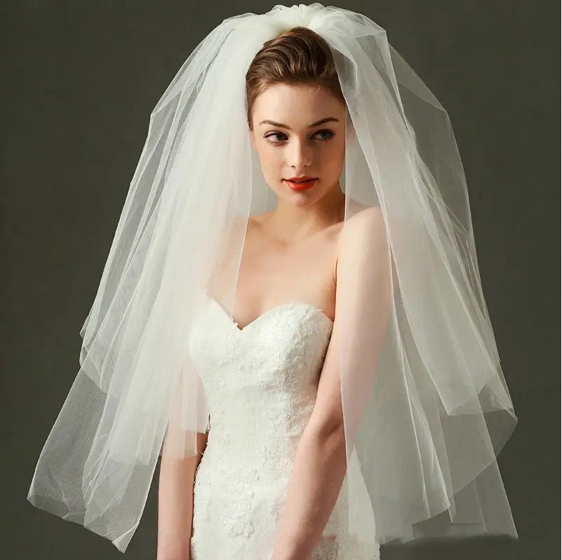 Korean Style Wedding Veil with Double Layer Belt Hair Combing - Image 2