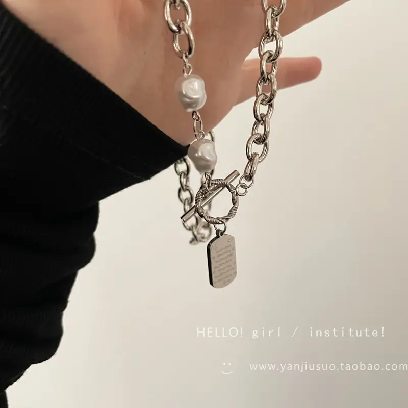 Pearl Stitching Square Necklace Female Clavicle Chain - Image 4