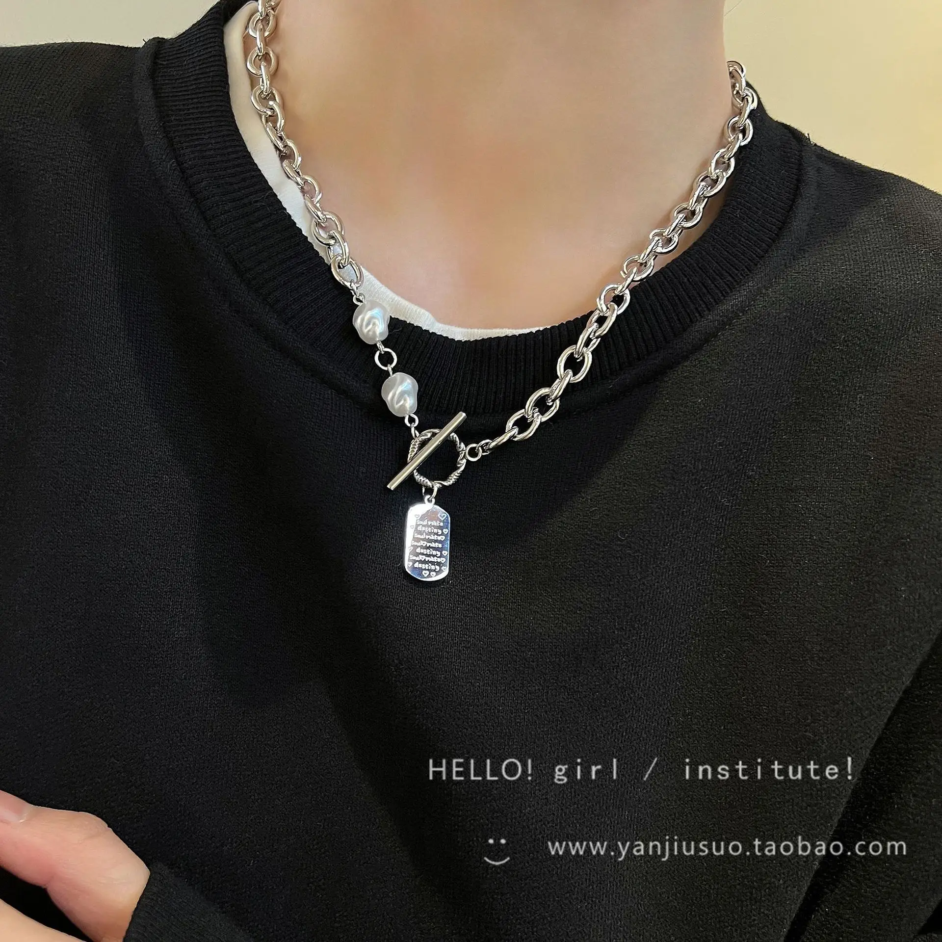 Pearl Stitching Square Necklace Female Clavicle Chain - Image 5