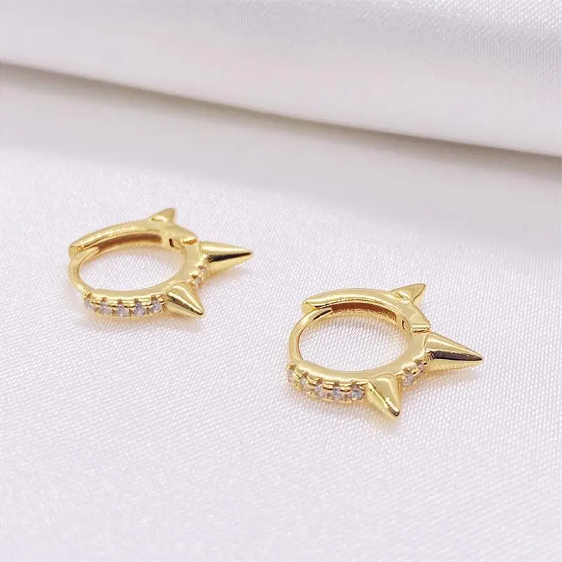 S925 Sterling Silver Geometric Diamond Earrings — feature 6