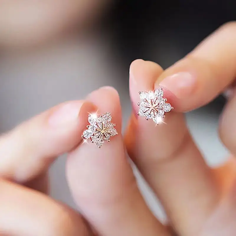 14k Gold Star Earrings with Zircon Super Flash - Image 3