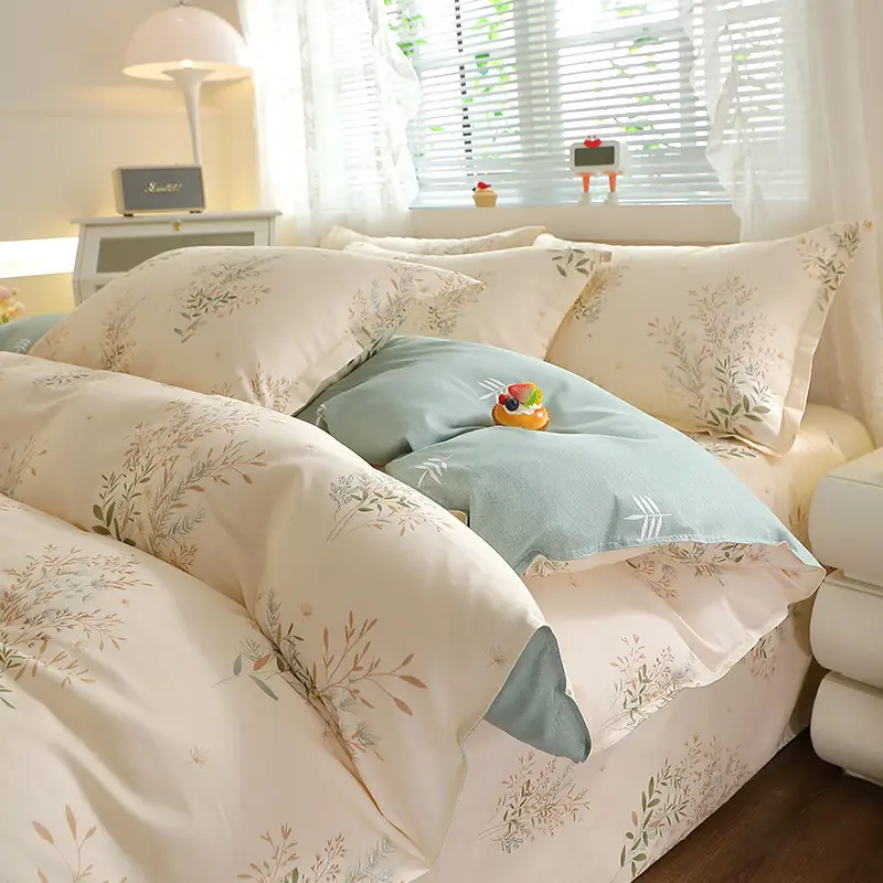 Cotton Quilted Bedding Set Grey Triangle Design