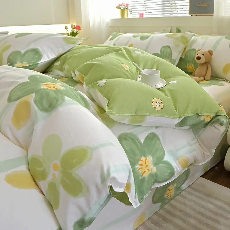 Cotton Quilted Bedding Set Grey Triangle Design