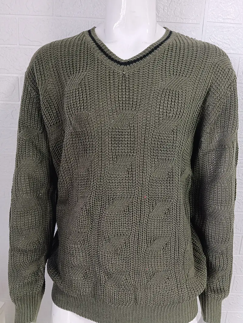 Men's V-Neck Knitted Sweater White Long Sleeve