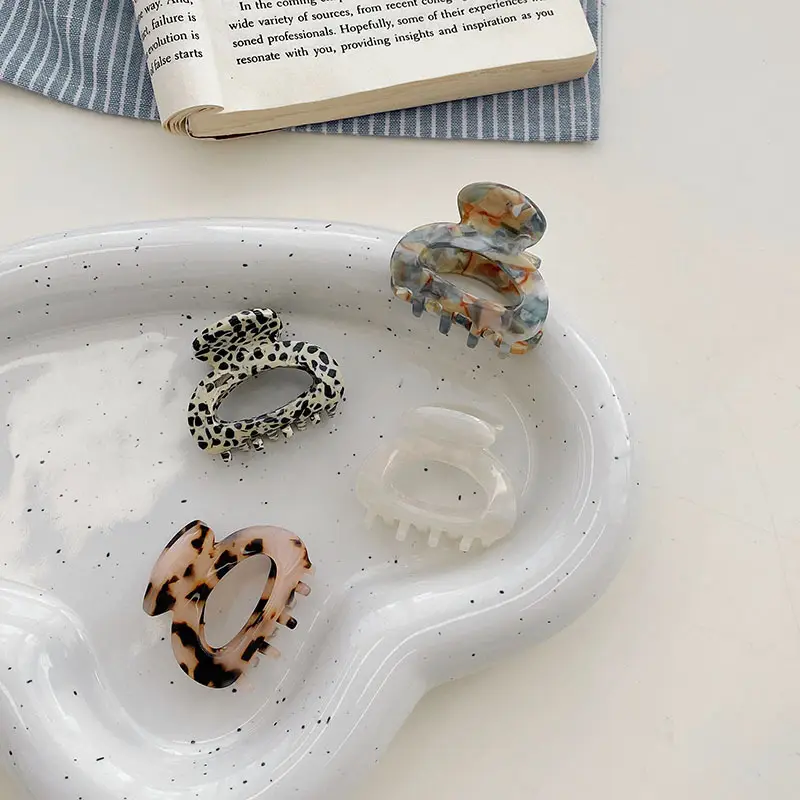 Korean Style Hollow Clip for Women Leopard Print - Image 6