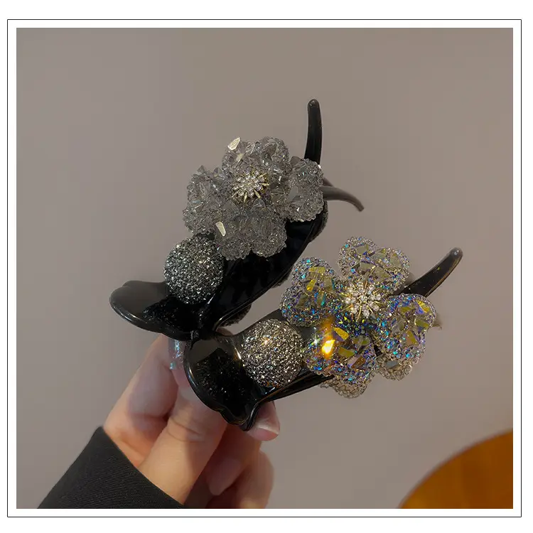 Korean Rhinestone Flower Hairpin Women's Clip Large — feature 7
