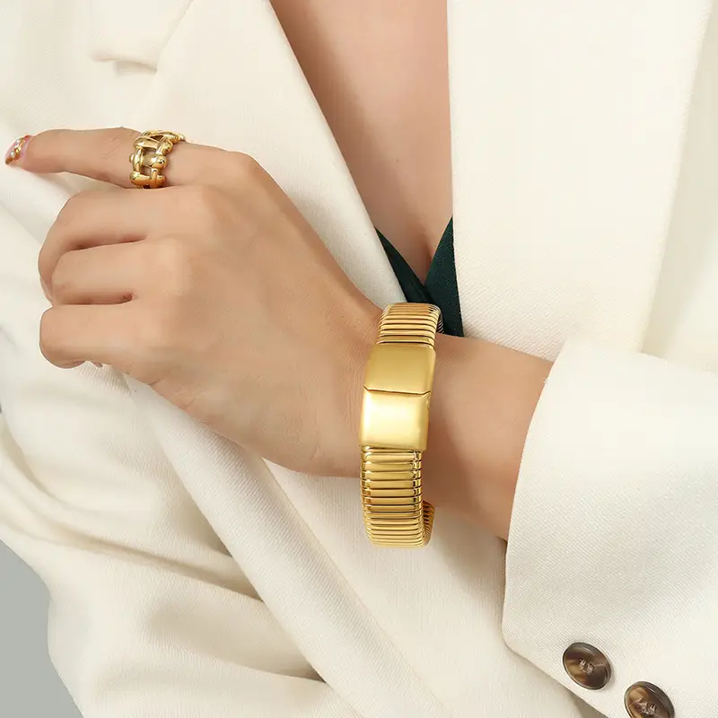 Gold Plated Striped Titanium Steel Bracelet for Women - Image 5