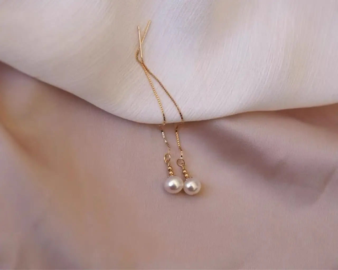 5-6mm Natural Pearl Earrings 14K Gold Wrap — feature 1