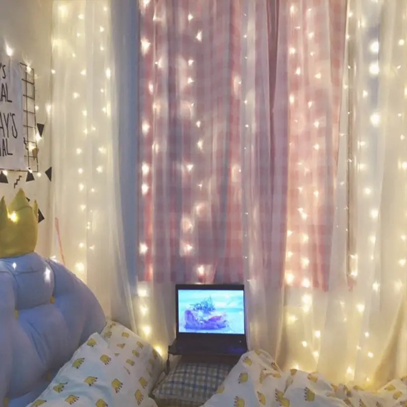 Starry Ice Flashing LED Curtain Light 3x3M - Image 2