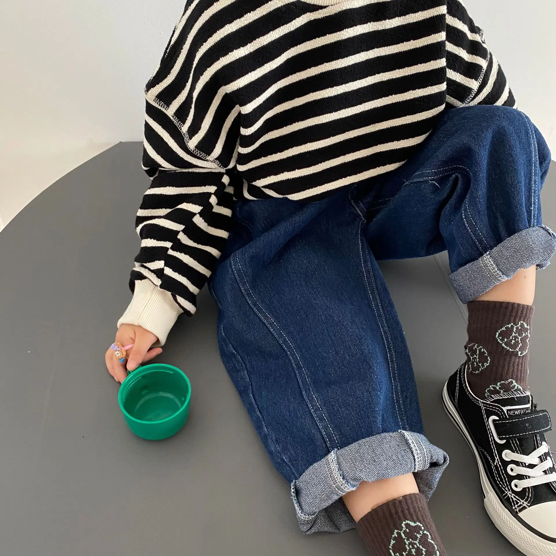 Gl-Kids Wide Leg Jeans for Men Women Blue Denim - Image 4