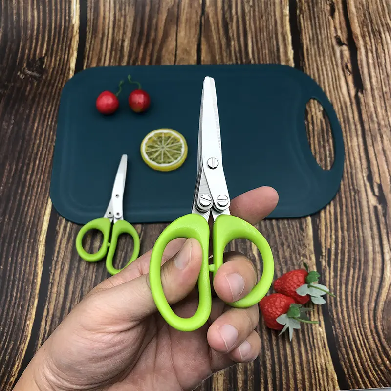 Stainless Steel Multi-Layer Scissors Green Handle 9cm - Image 8