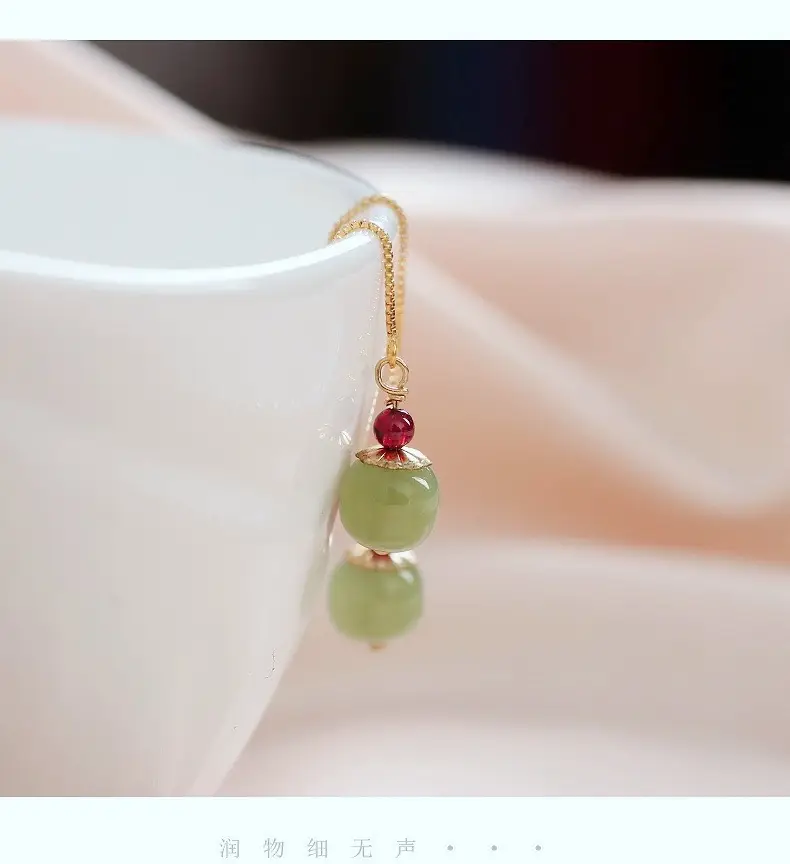 Jade Ear Laces Red Gemstone Necklace Set Gold Chain