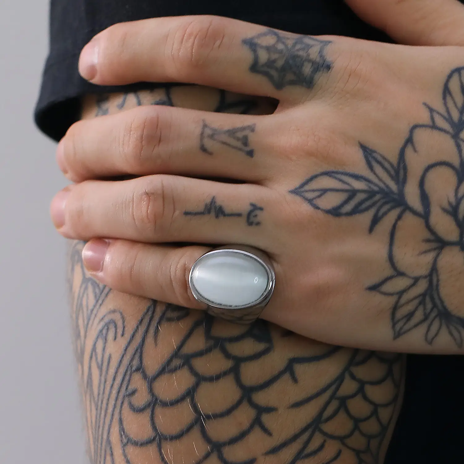 Men's Oval Marble Titanium Steel Ring Silver White — feature 21