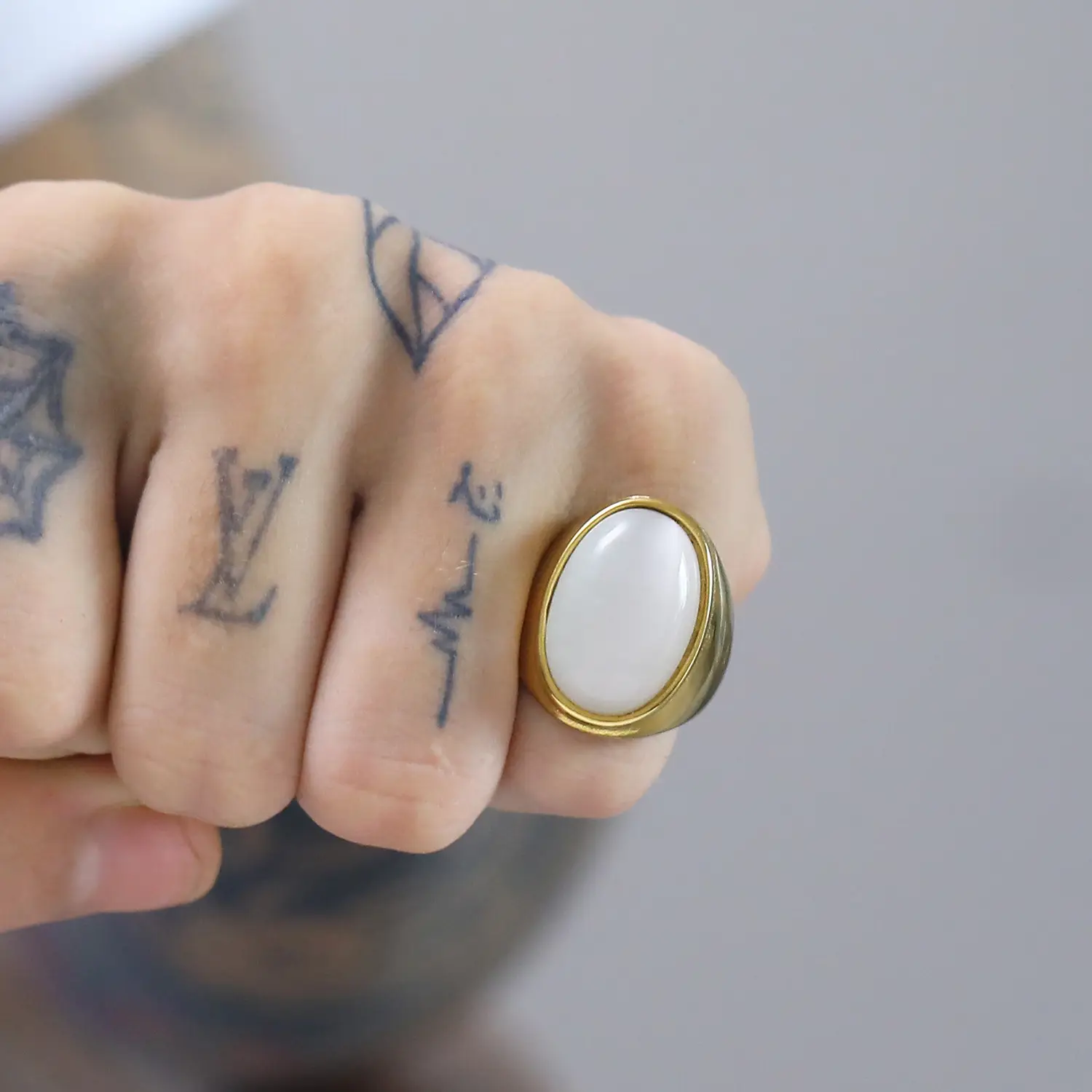 Men's Oval Marble Titanium Steel Ring Silver White - Image 6