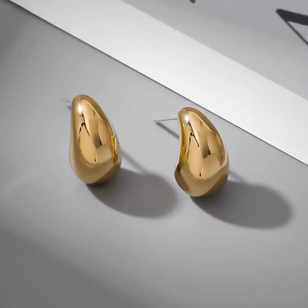 Gold French Retro Earrings for Women - Image 4