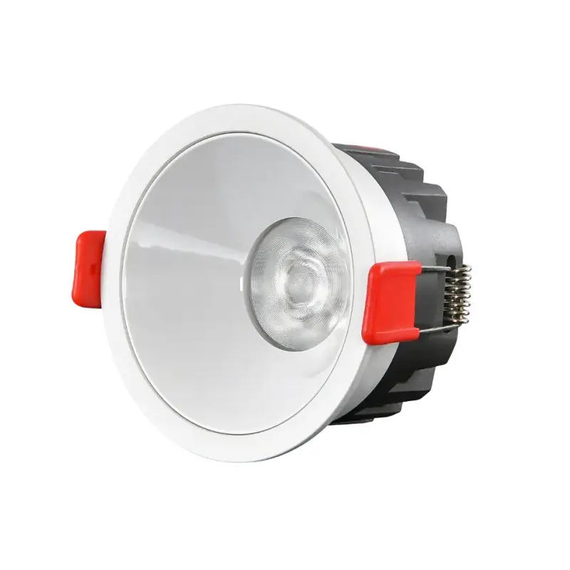 Anti-Glare Spotlight for Small Hills Home Use - Image 5