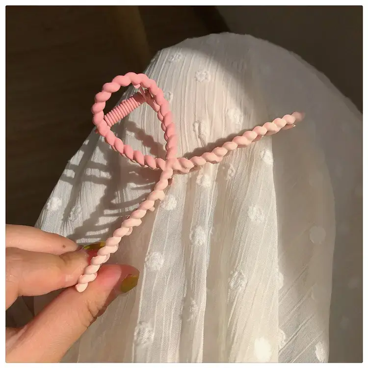 Pink Metal Hairpin for Women Summer Back of Head Disc Hair Large Grab Shark Hairpin Hair Clip Headwear