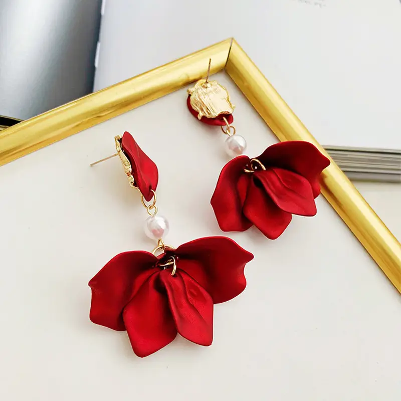 Red Chinese Style Pearl Petal Tassel Earrings for Bridal Wear - Image 37