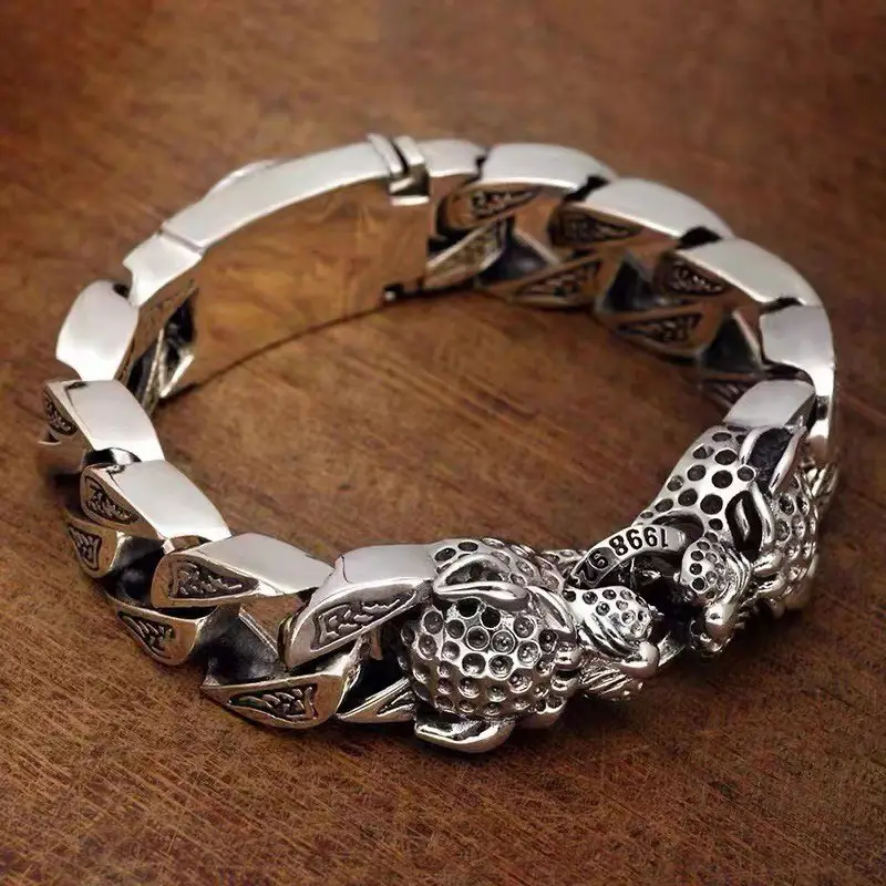 Retro Thai Silver Leopard Bracelet for Men — feature 4