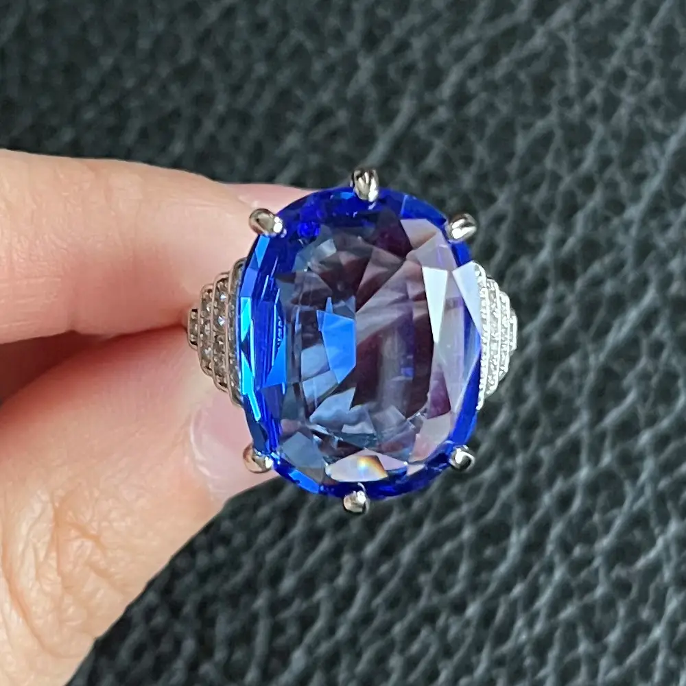 Blue Topaz Ring with 14mm Oval Cut Dimensions
