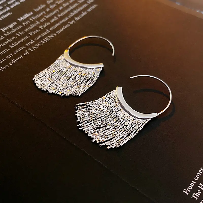 71# ear hook-silver tassel
