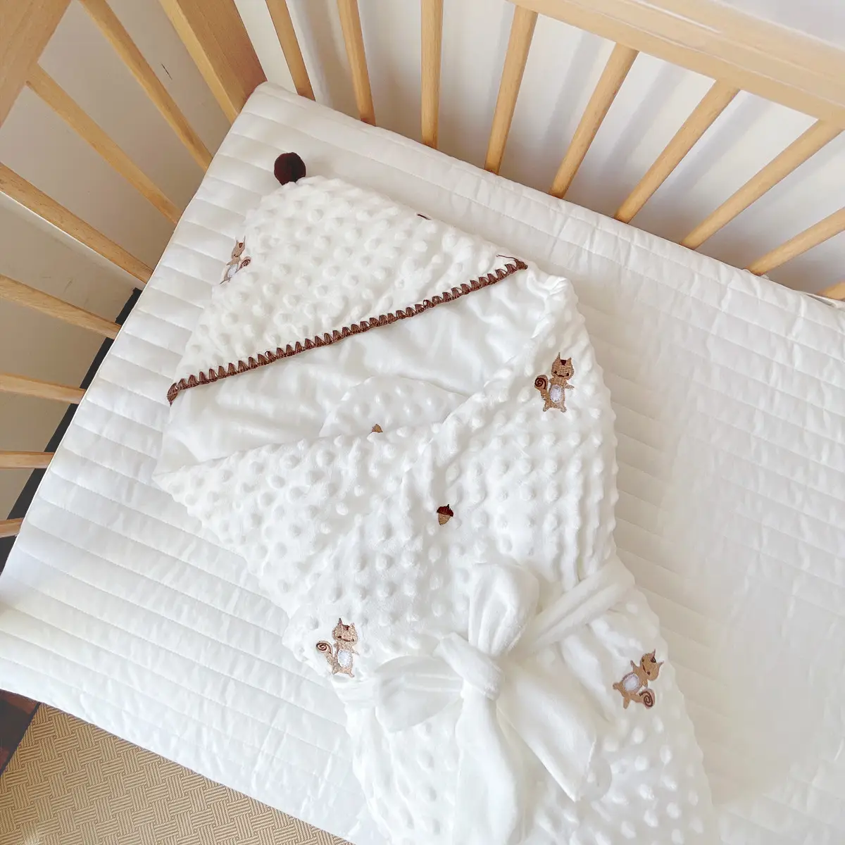 Doudou Velvet Baby Quilt White Blue Newborn Bag - Image 9