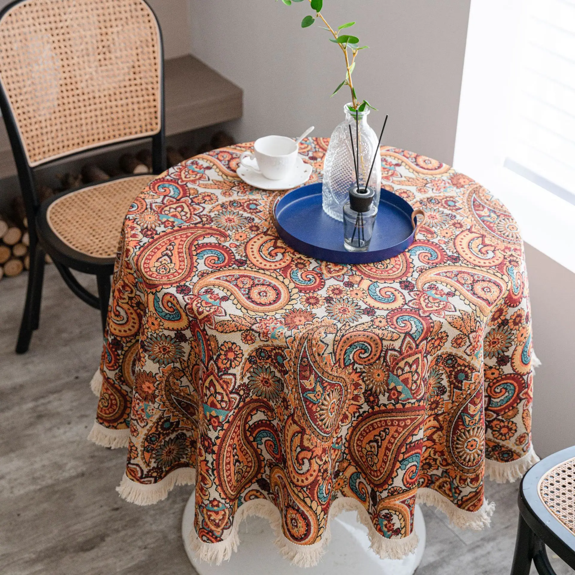Imaki Rhyme Jacquard Tablecloth Round Patterned
