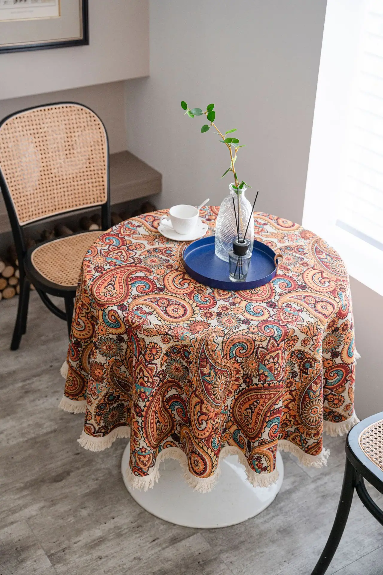 Imaki Rhyme Jacquard Tablecloth Round Patterned — feature 14