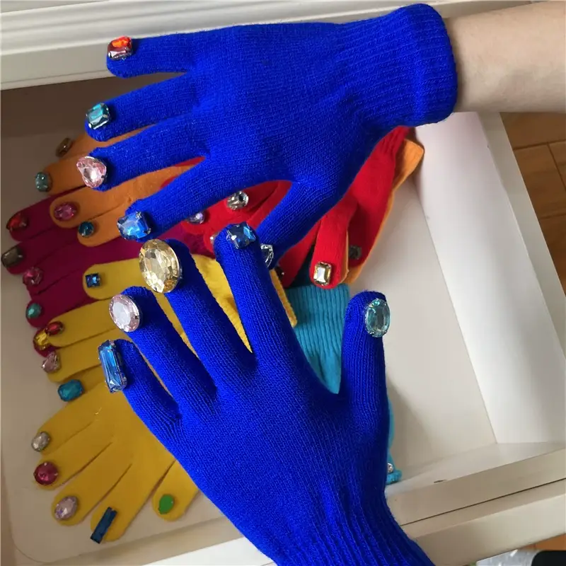 Thanos Green Knitted Diamond Nail Art Gloves for Women — feature 19