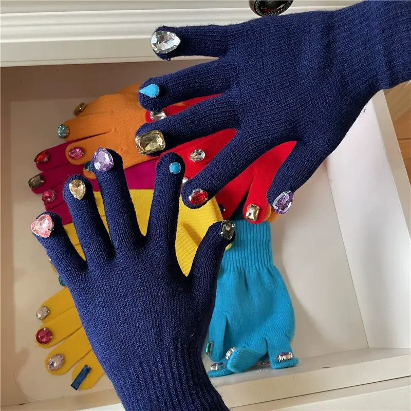Thanos Green Knitted Diamond Nail Art Gloves for Women — feature 21