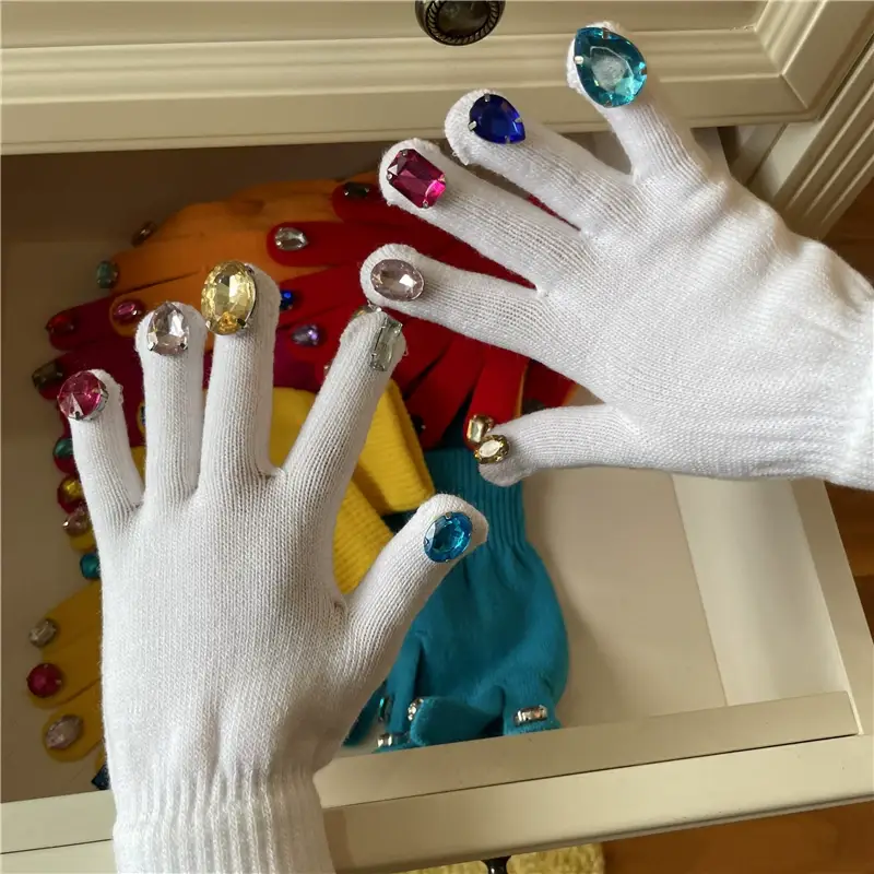 Thanos Green Knitted Diamond Nail Art Gloves for Women — feature 25
