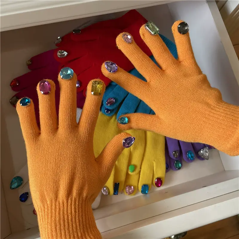 Thanos Green Knitted Diamond Nail Art Gloves for Women — feature 29